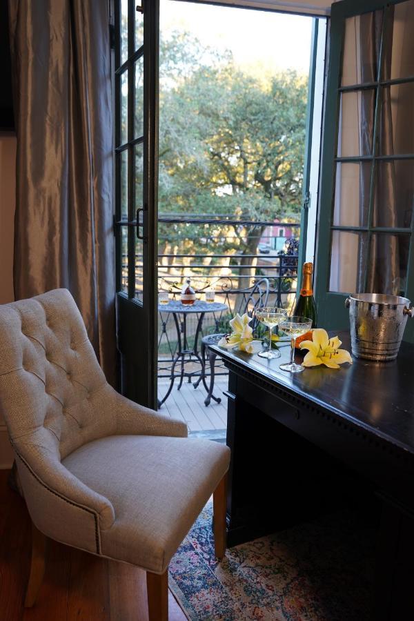 Royal Frenchmen Hotel And Bar New Orleans Exterior foto