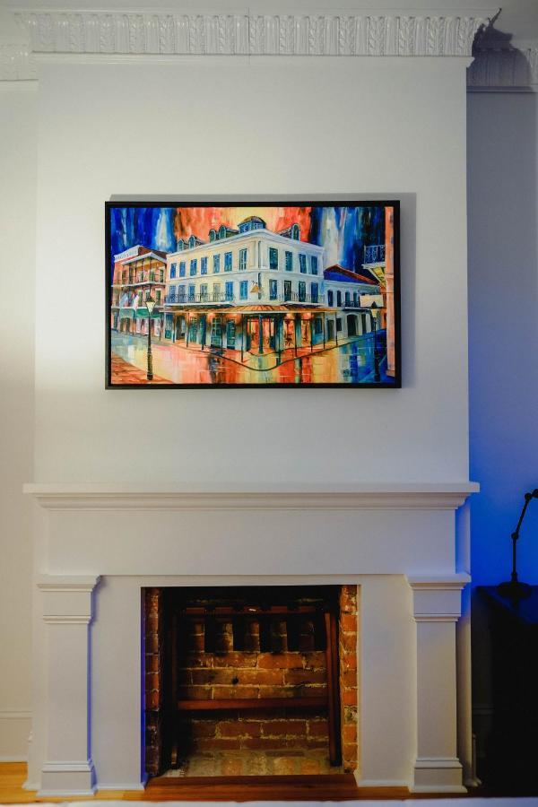 Royal Frenchmen Hotel And Bar New Orleans Exterior foto